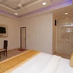 Hotel Airlift At Delhi Airport